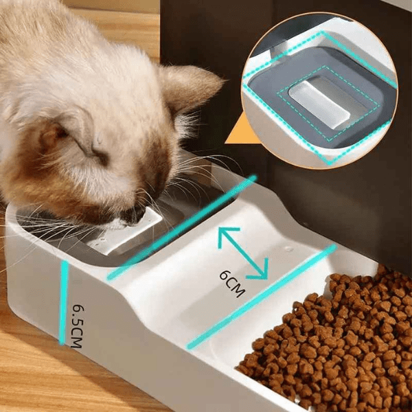 Distributeur croquettes pour chat 2en1 cloison séparation bol | PurrCroq™
