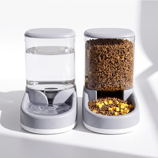 Distributeur eau croquette chat gris avec double réservoir gravitaire grande capacité indépendante