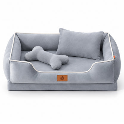 Panier chat bleu grisé avec accessoires moelleux pour des siestes confortables