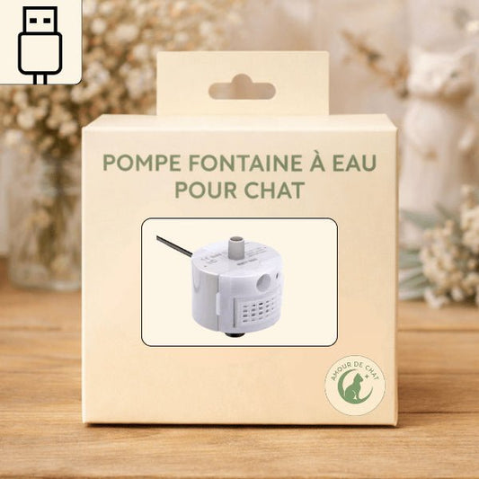 Pompe fontaine à eau chat présentée dans son emballage avec design compact