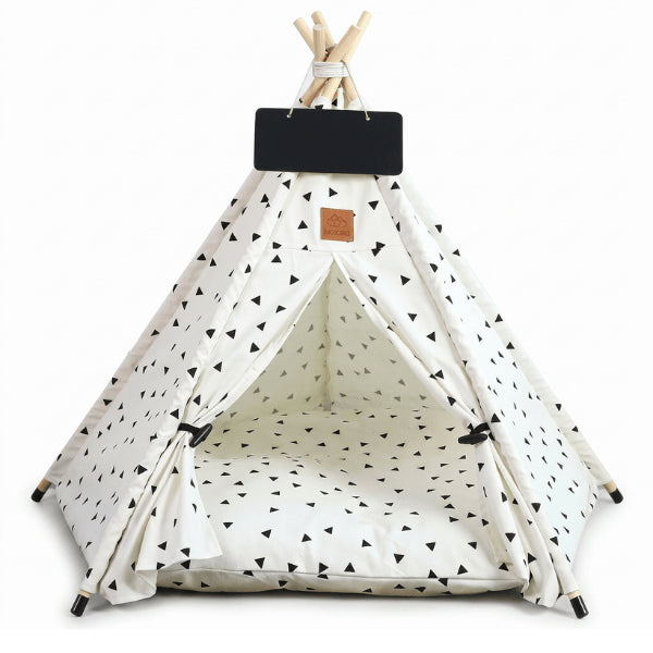 Tipi pour chat blanc à motifs triangles avec couchage assorti confortable et décoratif